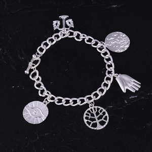Pulsera ZRM de Joyería de Moda, Aleación de Zinc, Plateada, con Dijes de Formas Geométricas, Diseño Novedoso, Inspirada en la Película Clásica <span class=keywords><strong>Divergentes</strong></span>: 5 Faciones - Product Image 4