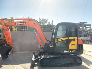 รถขุด Doosan DH60-7 มือสอง รุ่นปี 2023 น้ำหนัก 5550 กก. บุ้งกี๋ 0.2 ลบ.ม. อะไหล่หลัก มอเตอร์ เกียร์บ็อกซ์ PLC - Product Image 4