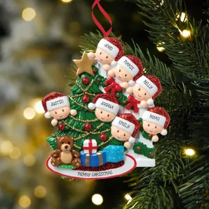 Personalisierter Weihnachtsanhänger mit Familiennamen aus Harz, Weihnachtsmann-Familie, Hängedekoration für den Weihnachtsbaum - Product Image 2