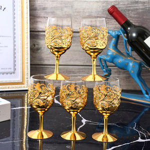 Offre Spéciale Vintage verre à vin gobelet ensembles créatif gobelet mariage tasse cadeau ensemble lumière luxe Style doré creux verre à vin - Product Image 4
