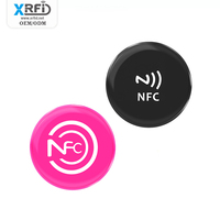 Autocollant de code QR NFC étanche personnalisé pour autocollant de partage de médias de contrôle d'accès au téléphone portable