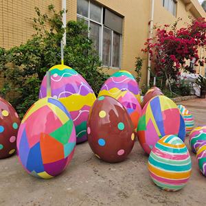 Venta al por mayor de huevos de fibra de vidrio de Pascua de colores grandes diseño Art Deco para decoración de jardín de Pascua al aire libre accesorios de resina de calidad - Product Image 4