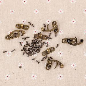 Herrajes para joyero, gancho de pestillo derecho antiguo en tono bronce sólido grueso, cerrojo, cerradura de cuerno - Product Image 1