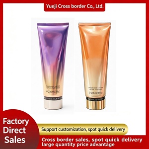 Loción Corporal con Aroma a Pétalos <span class=keywords><strong>de</strong></span> Terciopelo 236ml, Hidratante, Humectante, Fragancia Duradera, Cuidado Diario <span class=keywords><strong>de</strong></span> la Piel - Product Image 1