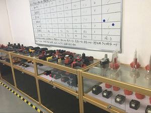 Batería de Repuesto de Litio de Alta Capacidad de 20V/60V 4.5-12.0Ah para DCB606 DCB609 DCB612 DCB205 DCB206 Compatible con <span class=keywords><strong>DeWalt</strong></span> - Product Image 4