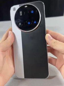 Le téléphone mobile amélioré le plus populaire au monde, le M15 Ultra, dispose d'un écran perforé à mise au point automatique 4G double SIM et double veille à pixels élevés - Product Image 6