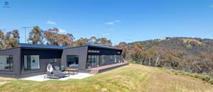 Maisons modulaires Design familial luxueux avec 4 chambres à coucher, 2 salles <span class=keywords><strong>de</strong></span> <span class=keywords><strong>bain</strong></span>, espaces <span class=keywords><strong>de</strong></span> vie ouverts spacieux et terrasses expansives - Product Image 4