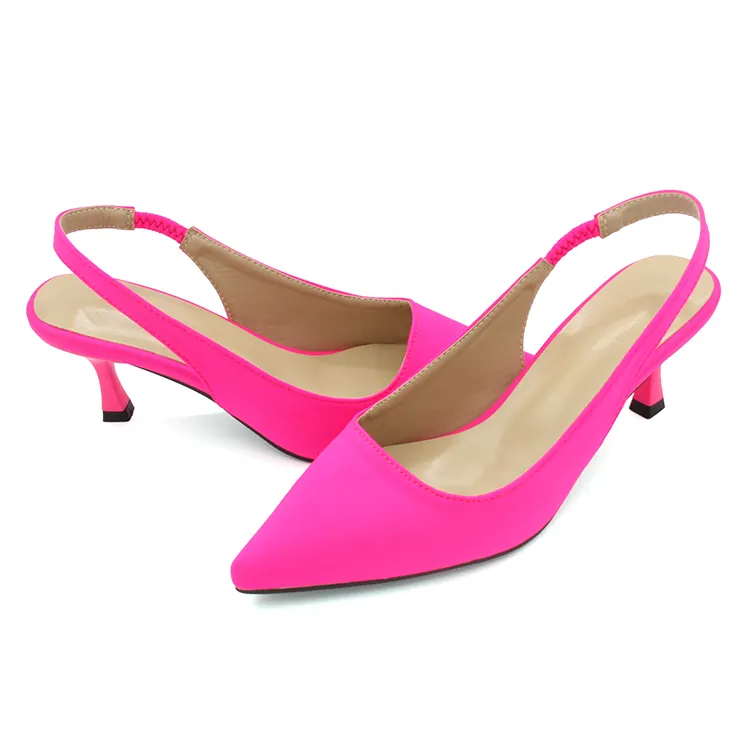 Neu gestaltete modische Damenschuhe Charming Point Toe Pyramide Heels Schuhe Damen High Heels