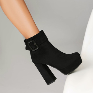 Botines de Ante Negro con Punta Redonda, Tacón Grueso, Plataforma y Correa con Hebilla, Envío Directo - Product Image 4