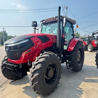 Tracteur agricole 4x4 de 180 CV avec chargeur frontal
