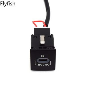 Cargador USB Tipo C con Puerto PD y Toma de 12V para Toyota Corolla, Rav4, Land Cruiser, Color Rojo y Azul - Product Image 6