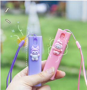 Bouteille pulvérisateur miniature mignonne de dessin animé, portable, avec cordon, rechargeable, pour voyage, toner, parfum, <span class=keywords><strong>alcool</strong></span>, désinfectant, petite bouteille pulvérisateur - Product Image 2