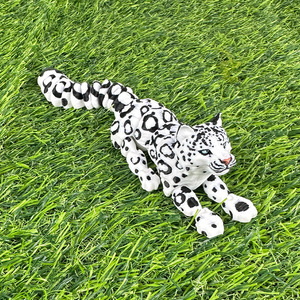 Modello di Leopardo delle Nevi Stampato in 3D, Design Moderno di Metà Secolo, Statuetta di Animale Selvatico per Natale e Halloween - Product Image 1