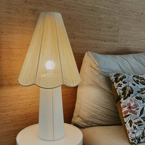 Lampe de table minimaliste faite à la main, colorée, avec interrupteur LED E27, pour la maison, l'hôtel, l'éclairage d'ameublement - Product Image 5