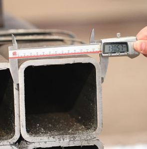 Groothandel <span class=keywords><strong>Tubing</strong></span> Prijs Fabrikanten Q345b 110X110 Naadloze Stalen 2X2X24 Vierkante Gegalvaniseerd Buis - Product Image 2