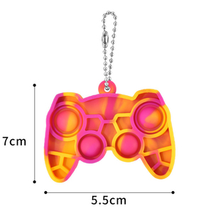 2024 nuevos productos de silicona reductor de presión llavero colgante Mini controlador de videojuegos Pop llavero de silicona - Product Image 3