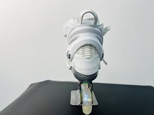 Set Completo <span class=keywords><strong>Pattini</strong></span> a Rotelle Professionali in Fibra di Carbonio per Slalom e Pattinaggio di Velocità <span class=keywords><strong>con</strong></span> Telaio in Lega di Alluminio LS-8PRO - Product Image 5