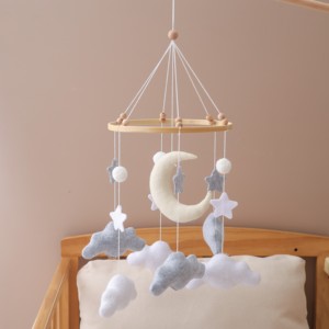 Mobile musical en feutre fait main pour berceau, décoration de chambre d'enfant, cadeau de naissance - Product Image 5