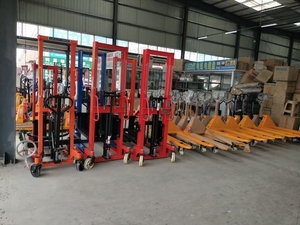 Apilador manual de 1 tonelada, apilador hidráulico de 1,6 M, carretilla elevadora Manual de elevación - Product Image 3