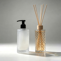 Vente en gros de flacons en verre texturé gaufré avec bouchon en liège pour parfum, huile essentielle, soins de la peau, logo personnalisé