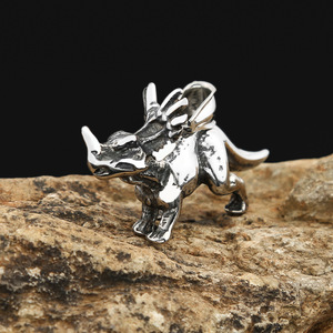 Yunnique – collier avec pendentif Triceratops en acier inoxydable, chaîne de 60cm, bijoux de forme animale à la mode pour hommes - Product Image 2
