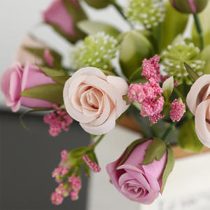 ช่อกุหลาบขนาดเล็กแบบเกาหลี5ง่ามพร้อมดอกไม้ประดิษฐ์คุณภาพสูงรวมกับเครื่องประดับตกแต่งเดสก์ท็อปบ้าน - Product Image 6