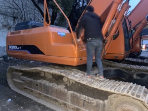 รถขุด DOOSAN DX300LC-9C ขนาด 30 ตัน สภาพ 95% ใหม่ พร้อมใบรับรอง EPA CE รถขุดขนาดใหญ่ Doosan 300 มือสอง doosan220 dh300 - Product Image 5