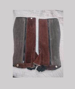Stylish Horse <b>Riding</b> <b>Chaps</b> With Flexible Design For Enhanced Movement And <b>Riding</b> Performance - Product Image 1