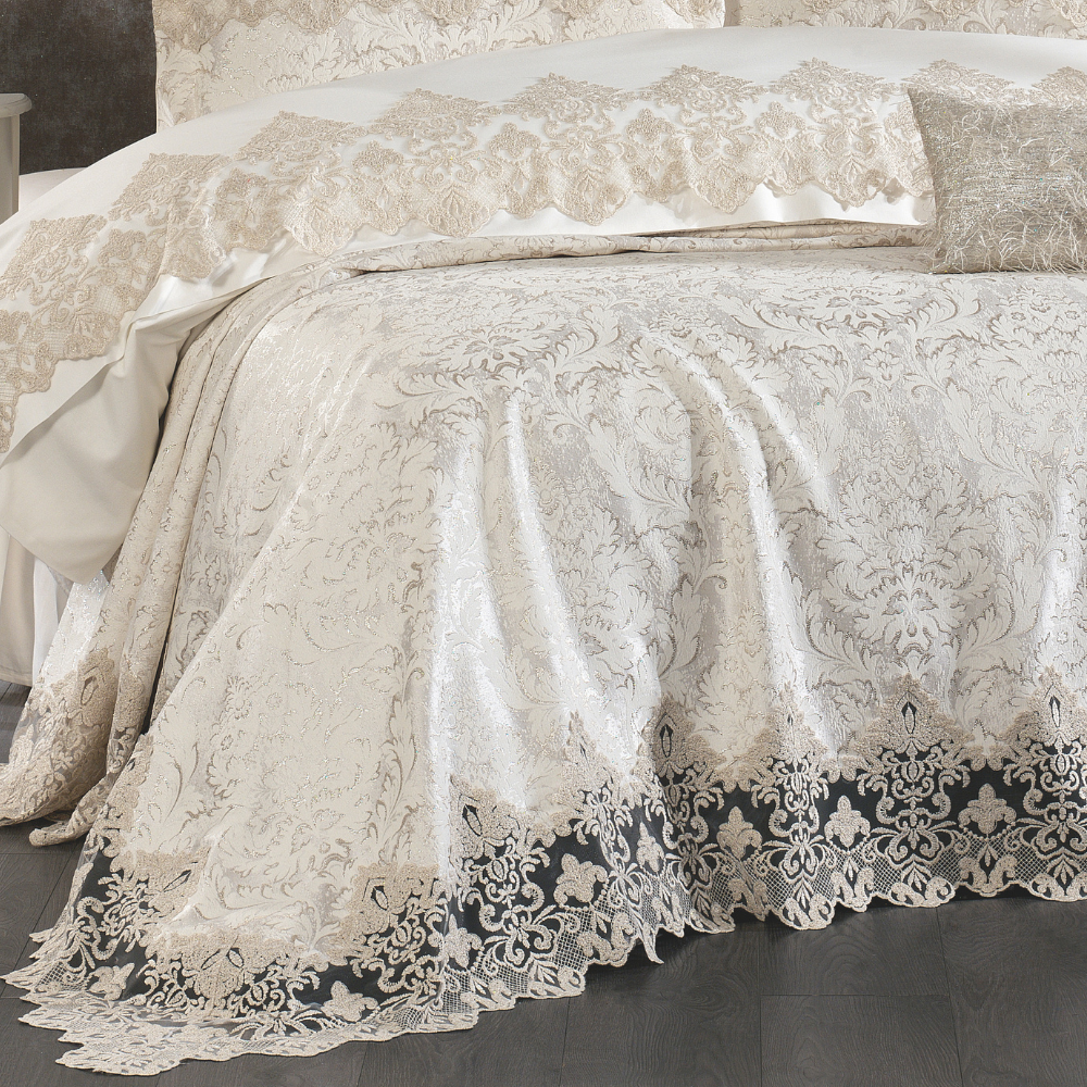 เอครู โกลด์