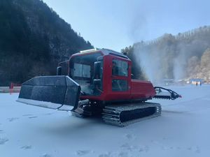 Chasse-neige, cabine climatisée, idéal pour le lissage des pistes <span class=keywords><strong>de</strong></span> ski et le déneigement municipal dans les stations <span class=keywords><strong>de</strong></span> ski - Product Image 5