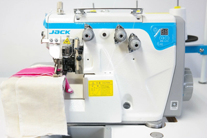 Machine à coudre surjeteuse à entraînement direct Jack E4S, machine à coudre industrielle - Product Image 4