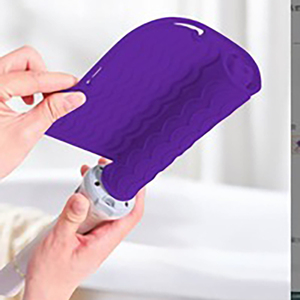 Tapis de voyage en silicone résistant à la chaleur pour salon de coiffure avec logo personnalisé, tapis isolant pliable et portable pour fer à friser - Product Image 5