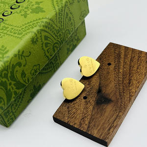 Venta caliente clásico Retro letra doble GG pendiente nuevo estilo acero europeo americano nicho pendientes para mujer - Product Image 6