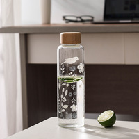 Bouteille d'eau soufflée à la bouche Bouteilles d'eau en verre à haute teneur en borosilicate avec couvercle en bois de bambou