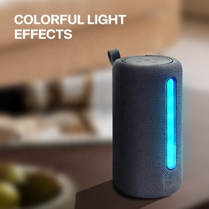 Haut-parleur portable sans fil RGB multifonctionnel étanche pour extérieur avec subwoofer, micro intégré et <span class=keywords><strong>radio</strong></span> <span class=keywords><strong>FM</strong></span> - Product Image 3