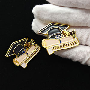 Pin de Esmalte Suave con Diseño de Mariposa, Impresión UV, Arte Popular de Graduación Universitaria, para Estudiantes, Pedidos al por Mayor - Product Image 4