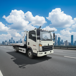 Sinotruk HOWO 4x2 Camion <span class=keywords><strong>de</strong></span> dépannage léger à plateau coulissant avec rotateur pour le sauvetage routier et les réparations sur le côté <span class=keywords><strong>de</strong></span> la route - Product Image 1