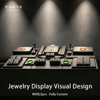 Ensemble de présentoirs à bijoux FORTE de type combiné personnalisé pour colliers, bagues et bracelets, support de présentation de bijoux sur mesure