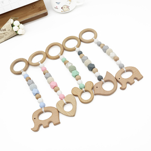 Aliexpress Offre Spéciale Éducatifs Écologiques Naturel Intérieur Activité Jouer En Bois Baby Gym Jouet Suspendu - Product Image 2