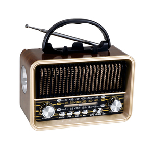 <span class=keywords><strong>Radio</strong></span> <span class=keywords><strong>Portatile</strong></span> Multibanda FM AM SW con Altoparlante <span class=keywords><strong>Bluetooth</strong></span>, Torcia, USB, Slot TF, Ricaricabile, Ricevitore per Esterni - Product Image 4