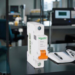 Schneider ea9an1c40 thu nhỏ ngắt mạch 1P RCCB/RCBO 16A/20A/25A/32A MCB prot 10kA vật liệu đồng - Product Image 2