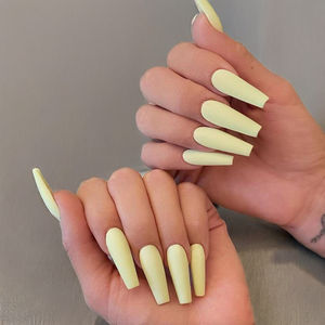 <span class=keywords><strong>Uñas</strong></span> <span class=keywords><strong>de</strong></span> prensa acrílicas cortas <span class=keywords><strong>de</strong></span> lujo <span class=keywords><strong>de</strong></span> alta calidad, <span class=keywords><strong>uñas</strong></span> <span class=keywords><strong>postizas</strong></span> desnudas diseñadas para mujeres, Material ABS, forma <span class=keywords><strong>de</strong></span> ataúd larga con pegamento - Product Image 2