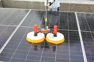 Équipement de nettoyage de panneaux photovoltaïques solaires, nettoyeur de modules PV de 5,6 m, brosse de nettoyage électrique, système d'énergie solaire - Product Image 4
