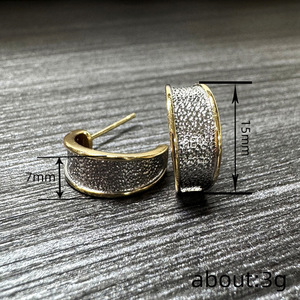 Eleganti Orecchini a Perno Bicolore, Gioielli Minimalisti Chic da Donna, per Uso Quotidiano, Idea Regalo - Product Image 3
