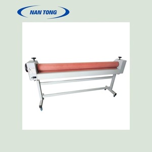 Laminateur à froid Nantong 1600 mm, électrique et manuel, double usage, machine de lamination de précision - Product Image 2