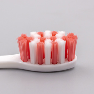 Cepillo de dientes de cerdas suaves, manual, para adultos, cabezal pequeño, limpieza y blanqueamiento MC275 - Product Image 2