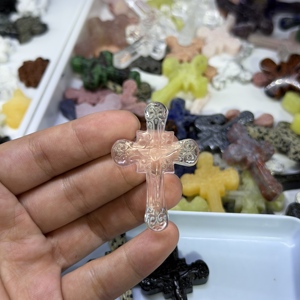 Croix de Jésus en cristal naturel en gros, pierres brutes, mélanges de pierres précieuses, formes irrégulières, figurines de croix chrétienne en vrac pour la guérison - Product Image 3