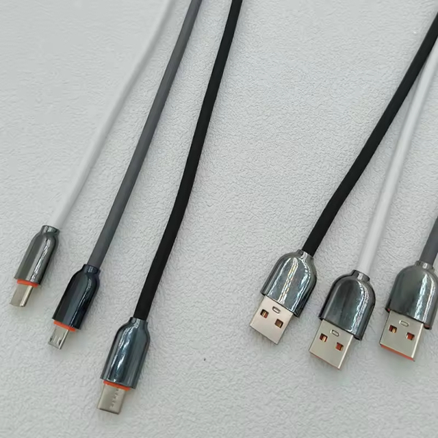 Manufacturer's New Designs Bulk Fast Charging Micro USB Cable for Cellphones PVC Jacket Black Color