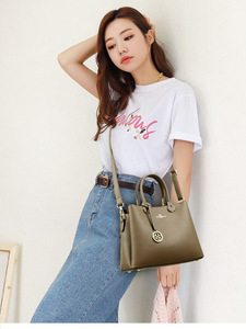 Fashion New Designer Crossbody Bags High Quality PU Leather <b>Shoulder</b> Messenger Bag Casual Totes Luxury Women Handbags and Purses - Product Image 4