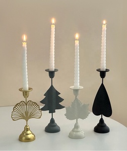 Chandelier Rétro Ancien Support de Bougie de Bureau en Forme de Plante en Fer Décoratif Décoration de Mariage - Product Image 4